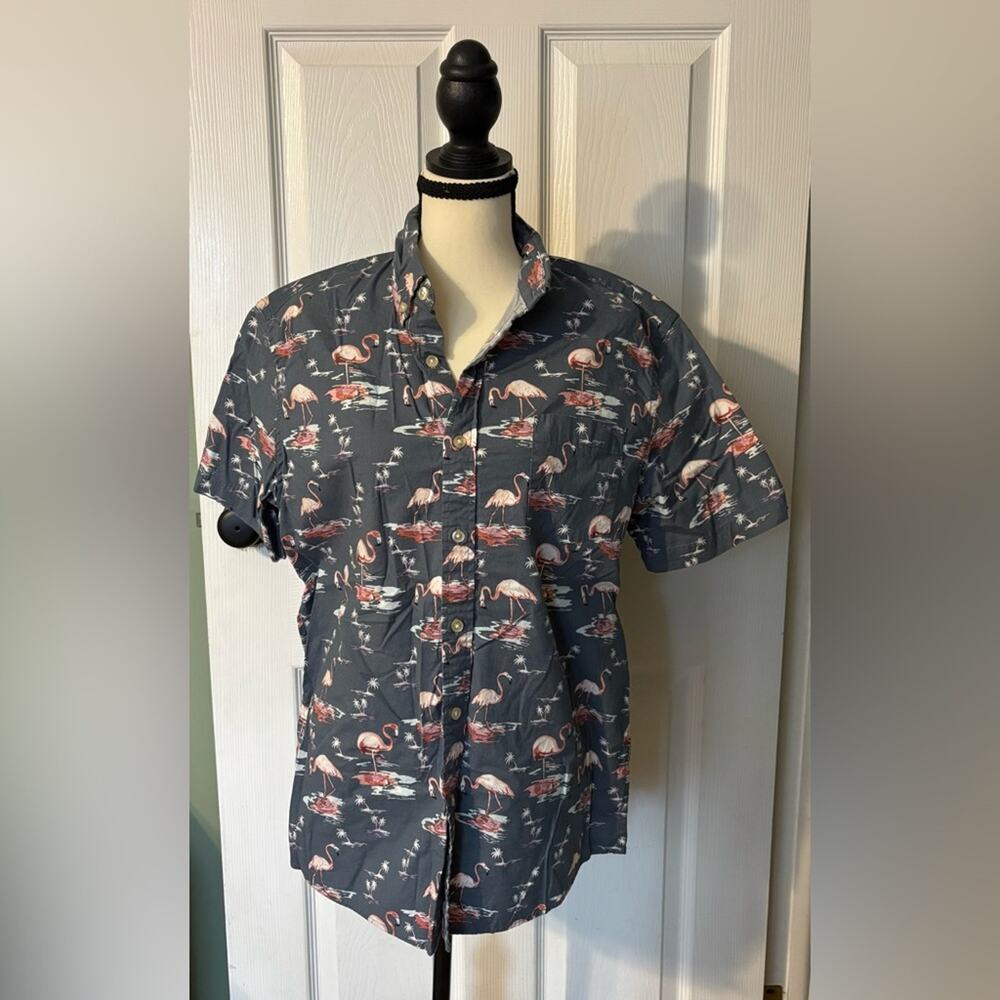 Sonoma Men's Short Sleeve Button Down Medium Flamingo Tropical Print